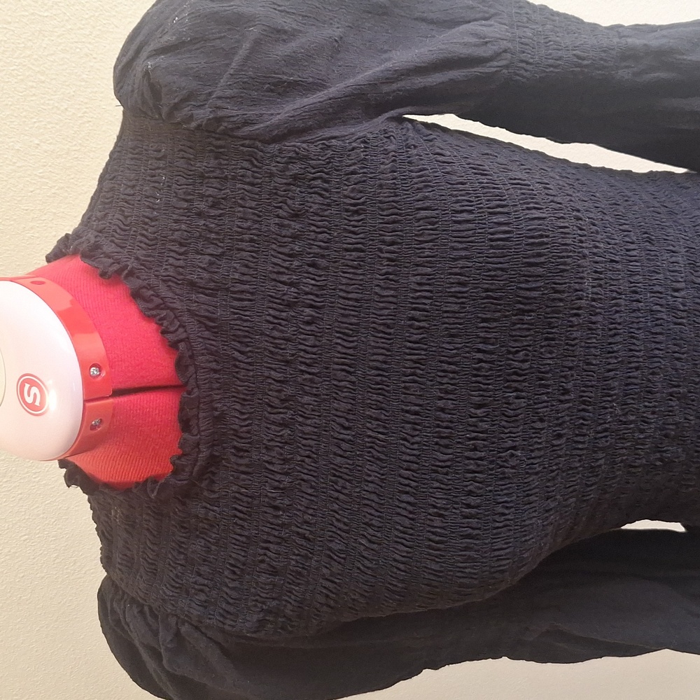 Cute Black Smocked Women's Top US Size 8 - Picture 5 of 10
